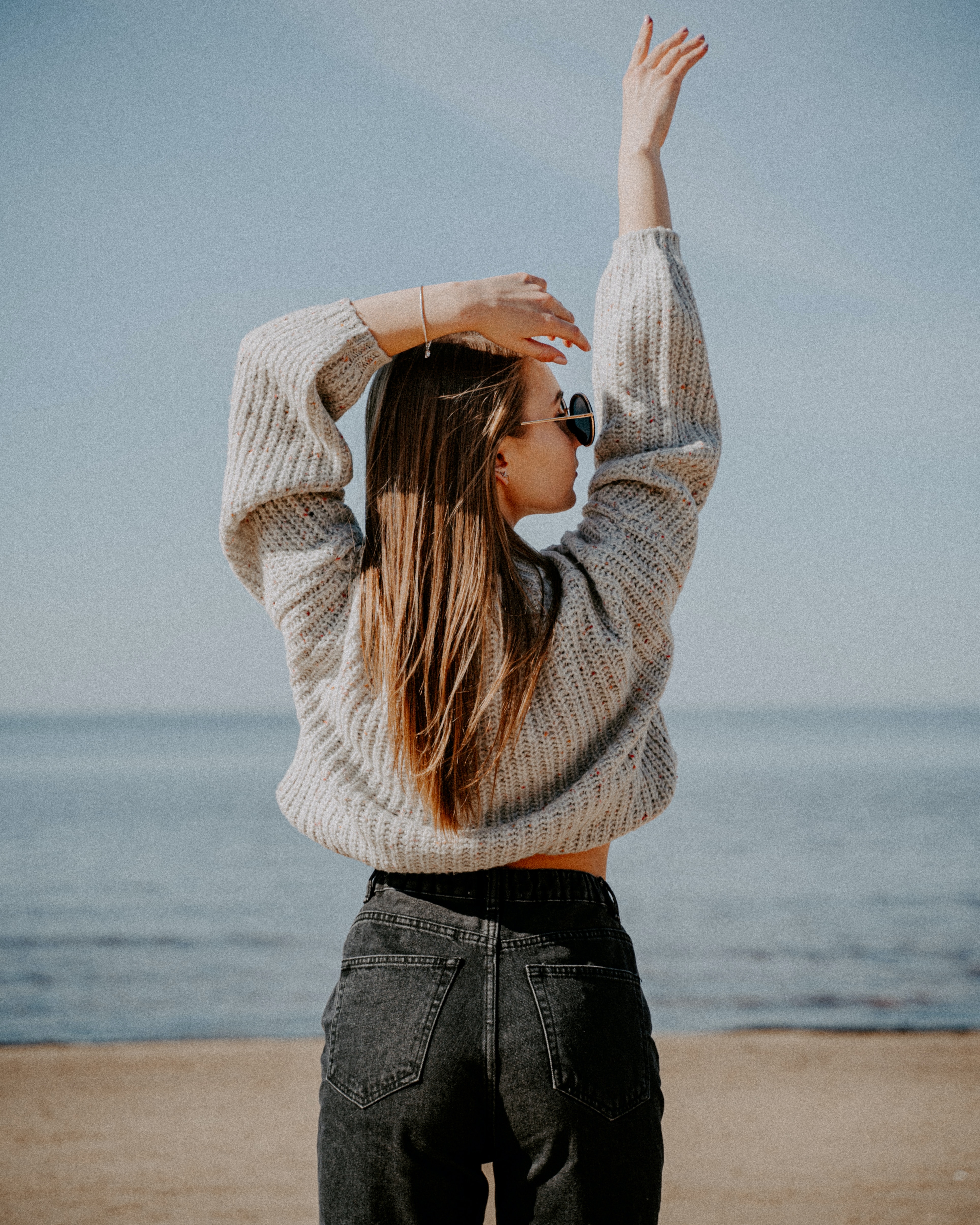 gray-knit